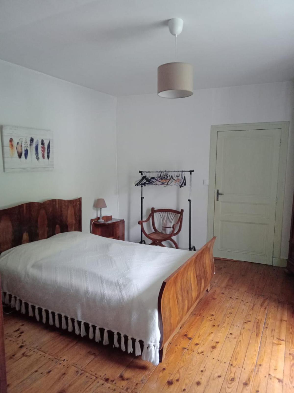 Maison Au Bord De La Riviere Dronne En Perigord Vert Saint-Front-la-Rivière Екстериор снимка
